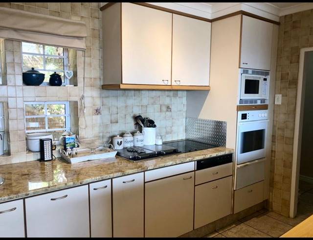 2 BEDROOM PROPERTY TO RENT IN LLANDUDNO